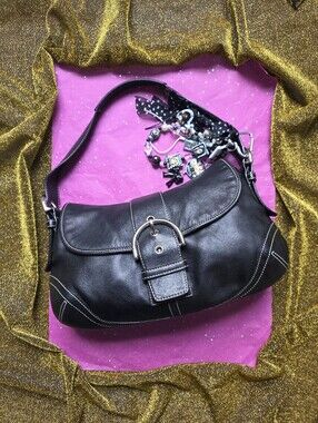 𝐒𝟎𝐋𝐃! 𝐏𝐋𝐒 𝐃𝐎𝐍'𝐓 𝐁𝐔𝐘! Coach Y2k Soho Shoulder Bag